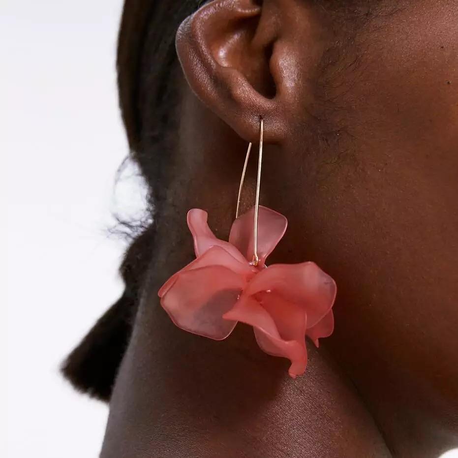 Acrylic Flower Petals Earrings - Ellevoke
